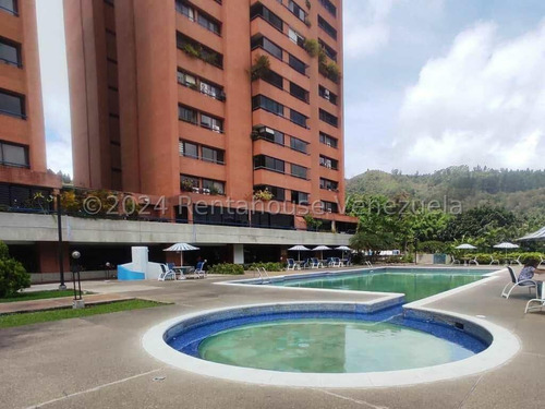 Apartamento Tipo Club En Venta En La Boyera Iq25-4550