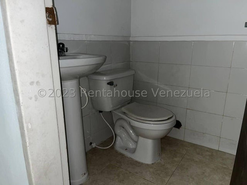 Imagen 15 de 30 de Magnífica Casa En Venta Urbanizacion Colinas Del Viento Zona Este Barquisimeto %%%% Rf 23-2 4 7 2 0 Kl Rah %%%