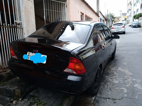 Ford Focus Sedã