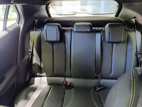 Peugeot 2008 1.0T Gt