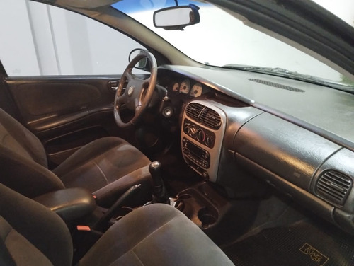 Chrysler Neon 2.0 2000 Le