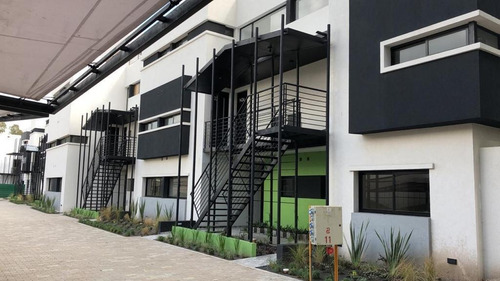 Imagen 3 de 10 de Departamento En Venta En Canning.