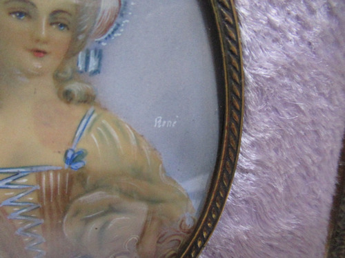 Antiguo Par Cuadros Miniaturas Damas Pintadas A Mano Firmado (Usado)