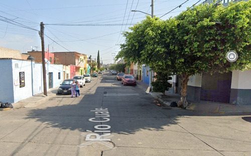 -casa En Remate Bancario- Rio Cuale, Atlas, Guadalajara, Jalisco -jcbb3