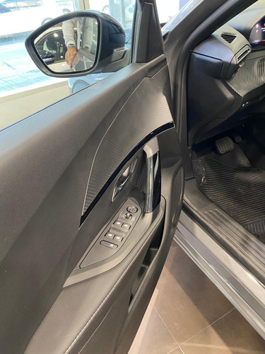 Peugeot 2008 1.0T Allure