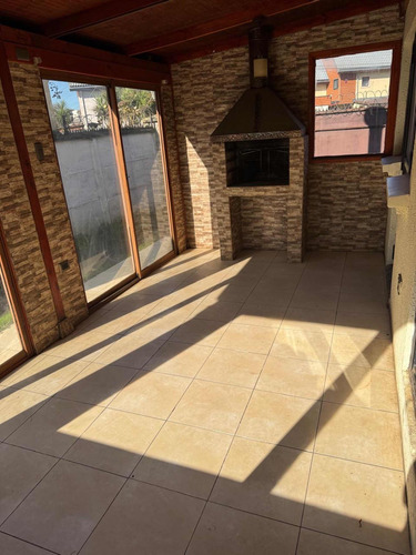 Arriendo Casa En Condominio Lomas De San Sebastián