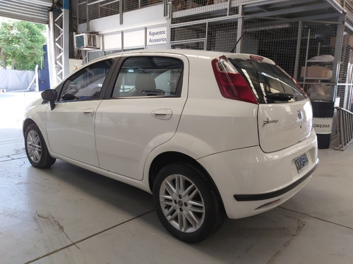 Fiat Punto Essence 1.6 2011
