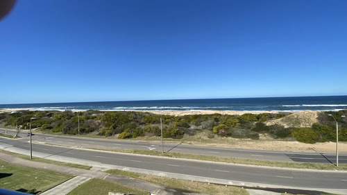 Imagen 8 de 30 de Apto Con Vista Al Mar, Parrillero Propio, 3 Suites Servicio, Temp 2022 - Playa Brava