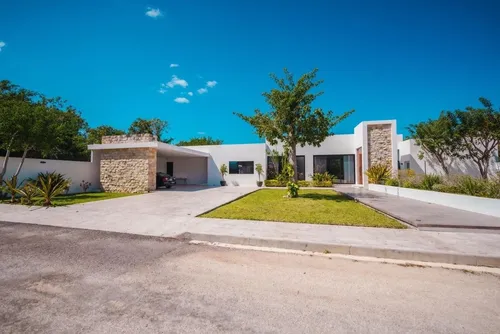 Casa En Venta En Cholul