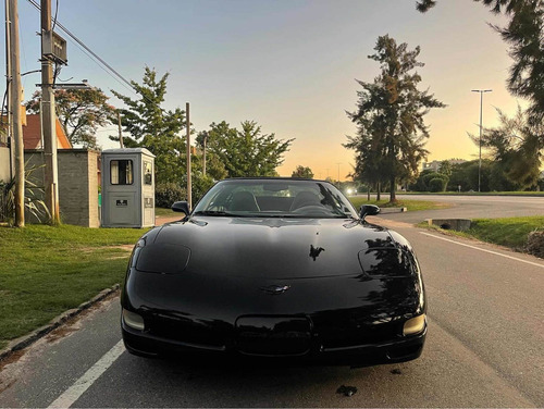 Imagen 13 de 16 de Chevrolet Corvette Targa V8 Manual 6ta.