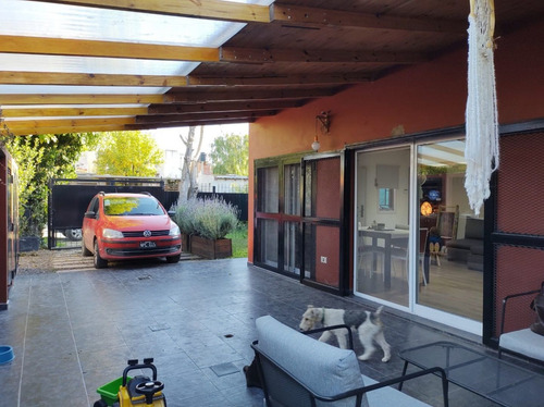 Imagen 18 de 30 de Venta De Casa 2 Dormitorios En Arturo Seguí, La Plata