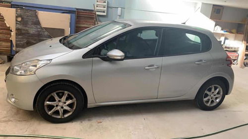 Peugeot 208 1.5 Allure Touchscreen 2015