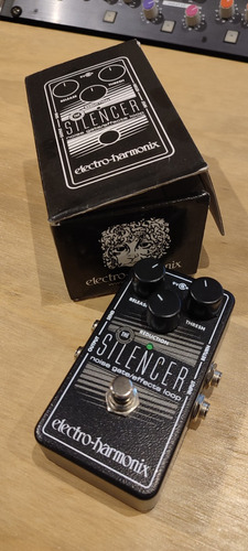 Electro Harmonix The Silencer