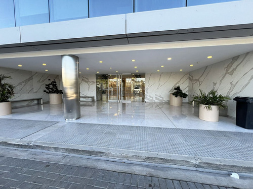 Oficina En Venta Y Alquiler En Villa Sarmiento