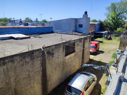 Excelente Oportunidad !! Ideal Inversión, 24mts De Frente X 43,20mts De Fondo, 208m2 3 Locales
