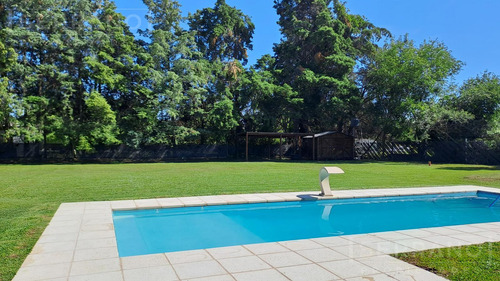 Ldo. Venta. Lote 2000m2 Con Cabaña, Baño Y Pileta A Estrenar. Barrio El Remanso. Exaltación De La Cruz