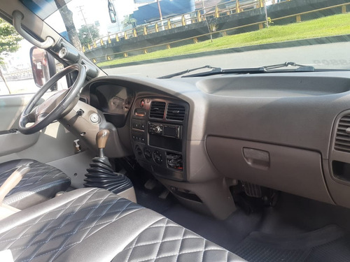 Kia Gran Pregio 2.0