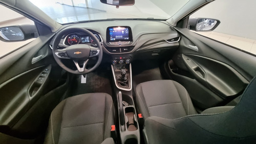 Imagen 6 de 15 de Chevrolet Onix Lt Tech 5p