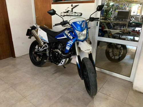 Imagen 2 de 8 de Beta Motard 200