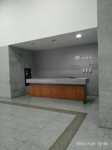 Imagen 2 de 14 de Venta Oficina De Lujo Torre Gerencial