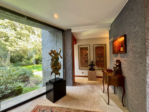 Exclusiva Casa Bdo Larrain, Un Piso, Mediterranea 6d