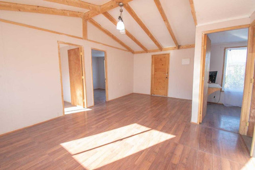 Venta Parcela Con 2 Casas (66317)