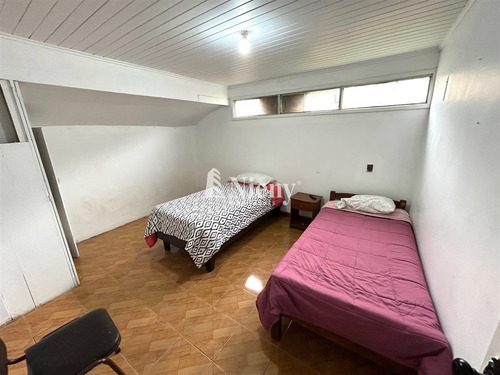 Casa En Venta De 20 Dorm. En Concón Rentando 2.300.000 Mensu