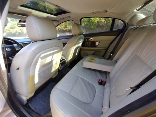 Imagen 13 de 15 de Jaguar Xf Exclusivo