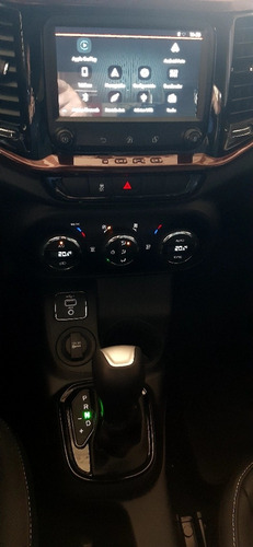 Fiat Toro Freedom 1.8 4x2 At6