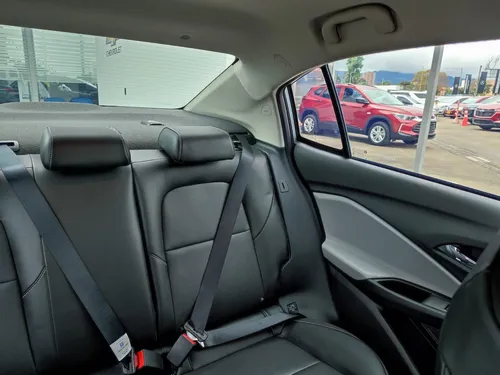Chevrolet Onix 1.0T Premier Sedan At