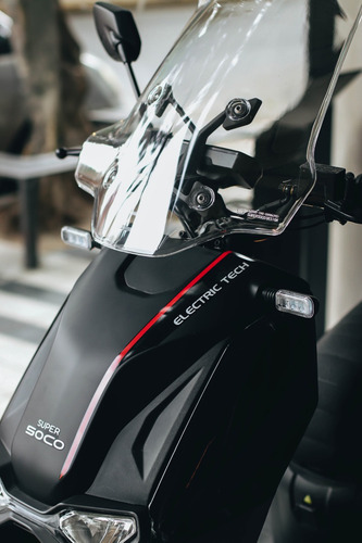Imagen 12 de 21 de Moto Eléctrica Super Soco Cpx 4000w Concesionario Oficial