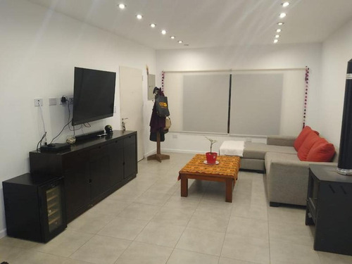 Casa En Venta 4 Amb. En Barrio Club De Campo El Candil