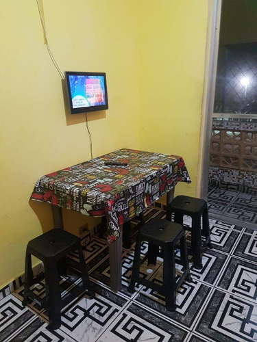 Imagem 3 de 6 de Praia Grande Sacada Vista Mar Wtz 11.98933-0092