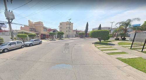 Imagen 3 de 8 de Casa En Venta En Zapopan Col. Paseos Del Sol Zapopan Mq