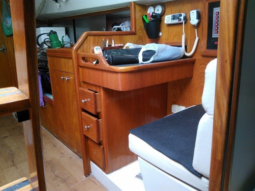 Velero Vip 33.5 Año 2010 Volvo 18 Hp Pata