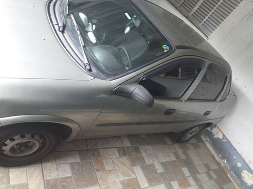 Chevrolet Corsa Classic 1.0 Life 4p Álcool 2005