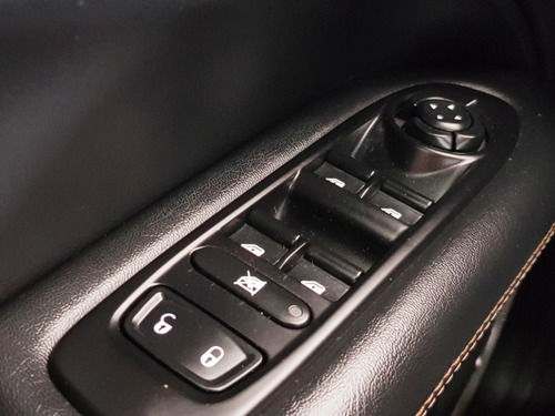Jeep Compass 2.0 16V FLEX LONGITUDE AUTOMÁTICO