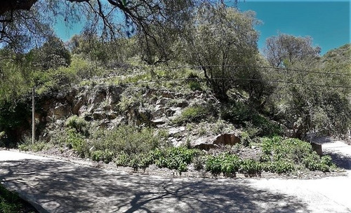 Imagen 1 de 6 de Vendo Excelente Terreno En Barrio La Cuesta Con Vista A La Ciudad Y Lago