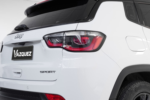 Imagen 5 de 15 de Jeep Compass 2.4 Sport 4x2 Mt 2021