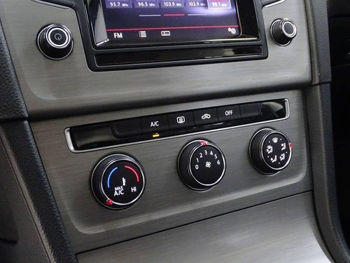 Imagem 12 de 15 de Volkswagen Golf 1.4 Tsi Highline 16v Gasolina 4p Manual