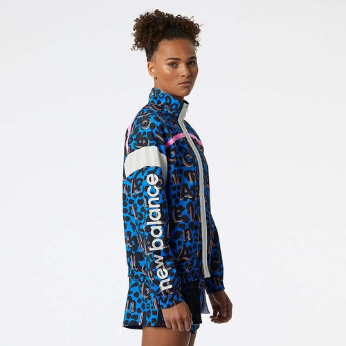 Campera Mujer New Balance Relentless Printed Woven Wj13173