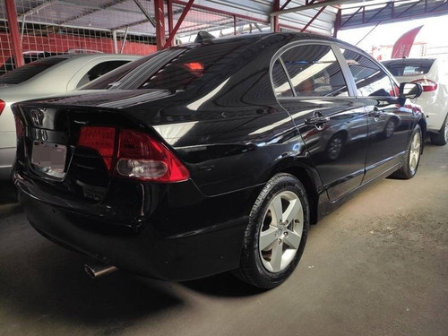 Honda Civic 1.8 Lxs 16v Flex 4p Automático
