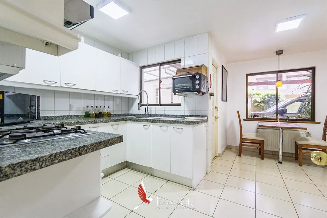 Imagen 2 de 30 de Casa En Venta De 3 Dorm. En Peñalolén, Con Hermoso Parque