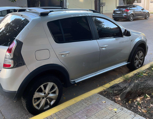 Renault Sandero Stepway 1.6 Privilege Nav 105cv