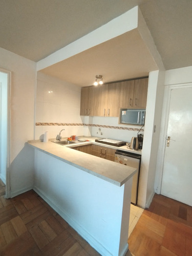 Arriendo Oficina 2p/1b - Santiago