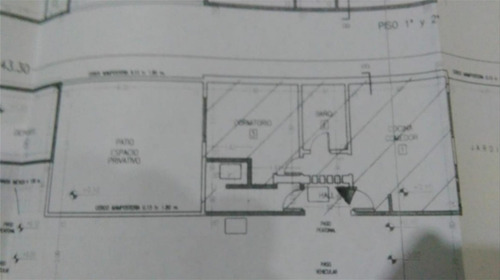 Casa 6 Amb. En Venta Merlo