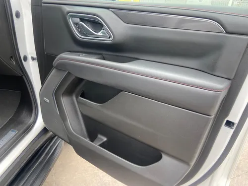 Chevrolet Suburban 5.3 Rst 4X4 At