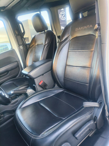 Jeep Wrangler 3.7 Unlimited Sahara 3.6 4x4 At