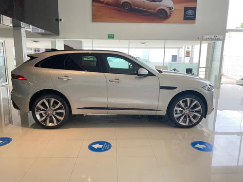 Imagen 3 de 14 de Jaguar F-pace Se R-dynamic 2021