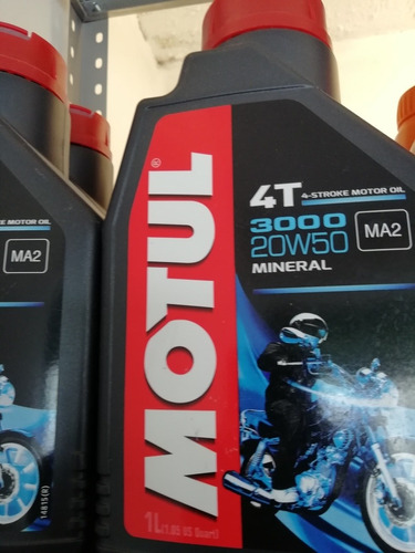 Aceite Para Moto Motul, 20w50 Mineral, Caja Con 12 Piezas 